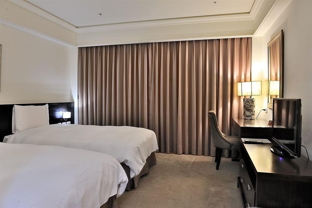 Longbon Resort Beitou Taipei Bagian luar foto